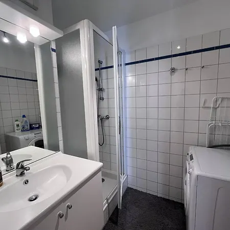 A Avec Balcon Et Parking Prive - Fr-1-812-96 كوتيريه