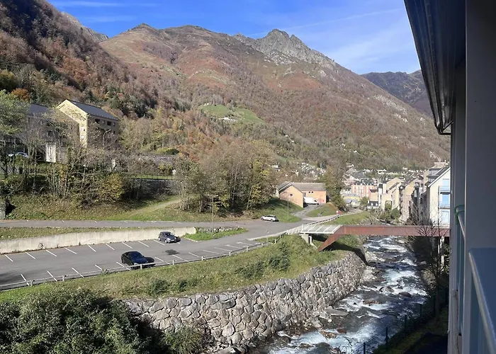 A Avec Balcon Et Parking Prive - Fr-1-812-96